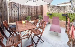 1 Bedroom Beautiful Home In Lisle-Sur-La-Sorgue
